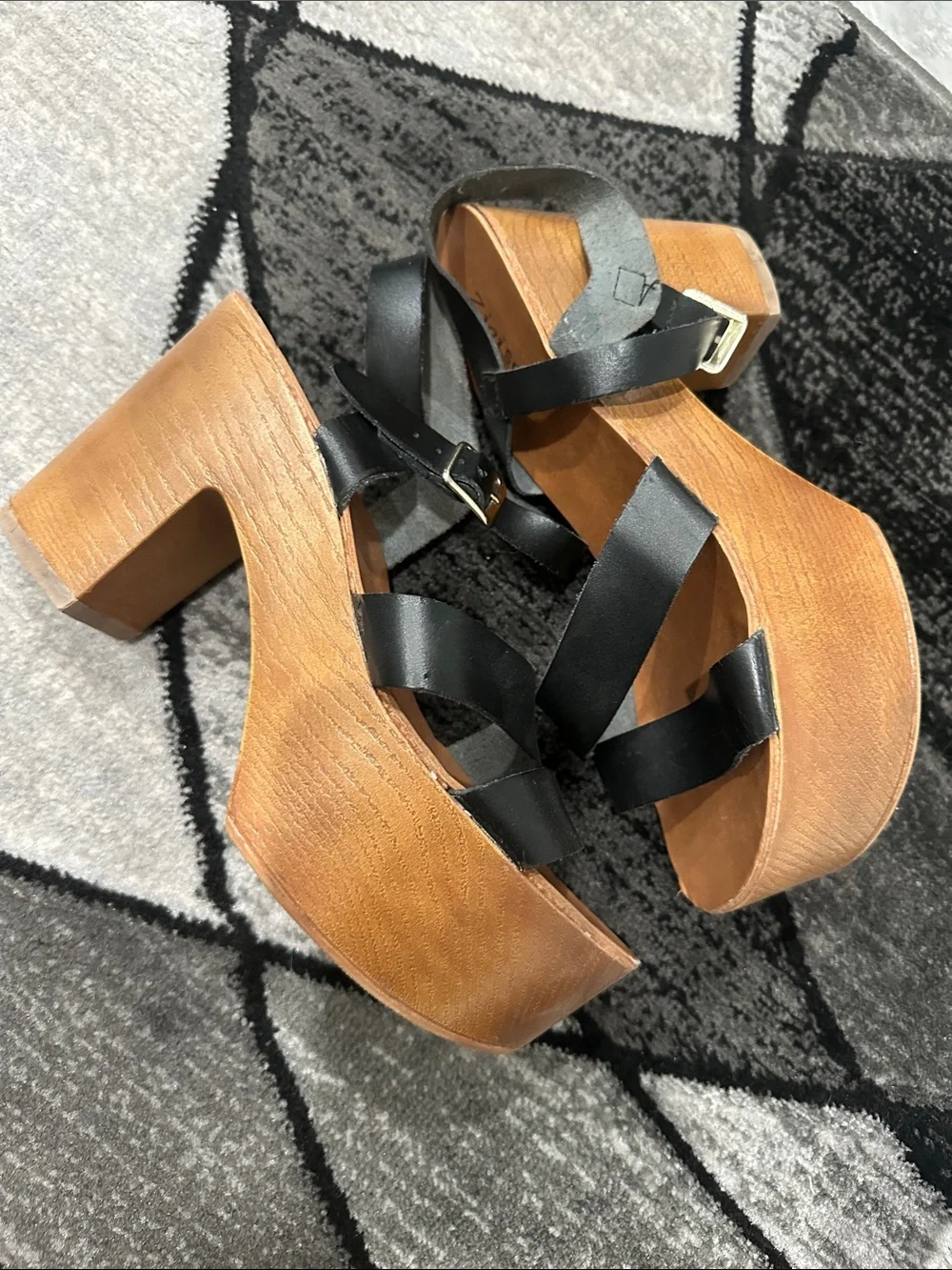 Zigi Soho Black Strappy Platform Sandals with Wood-Look Heel